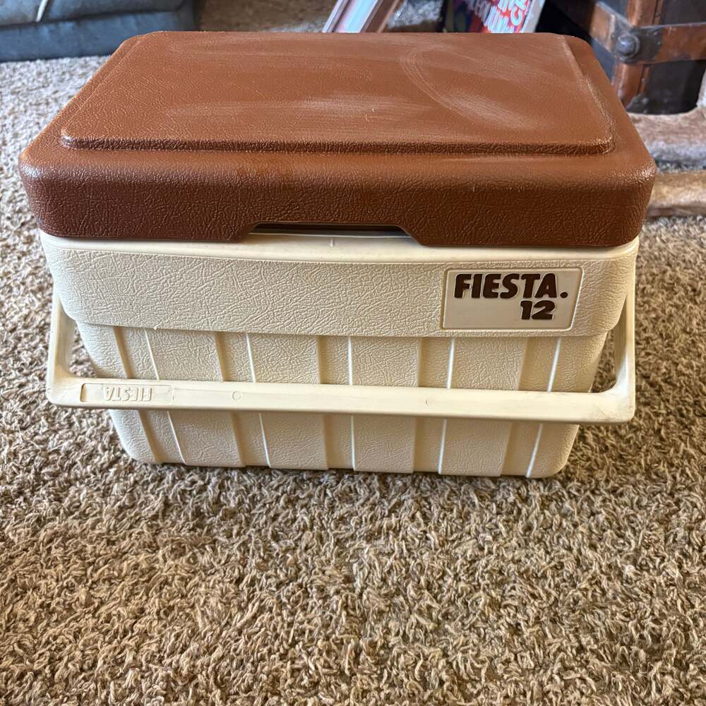 Vintage Fiesta 12 Cooler - Brown & Beige Picnic Ice Chest